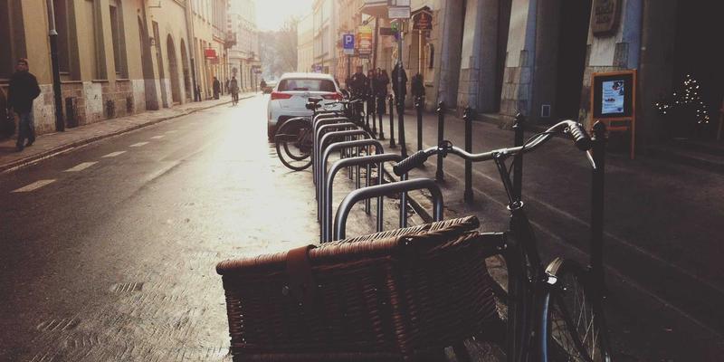 成都得成眼科深度解析：眼睑肿物鉴别与手术要点，守护视力健康