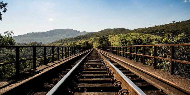 成都眼科40年发展之路：从视力矫正到全方位眼健康守护