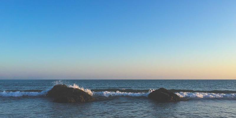 成都眼科专家深度解析：病理性近视与高度近视如何科学防治青光眼等眼底并发症