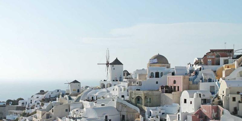 成都眼科门诊提醒：飞蚊症出现这几种情况，需立即就医检查视力与眼底