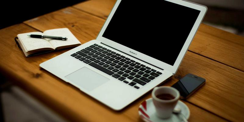 成都青少年视力矫正：眼科医院详解OK镜与离焦镜片如何科学选择